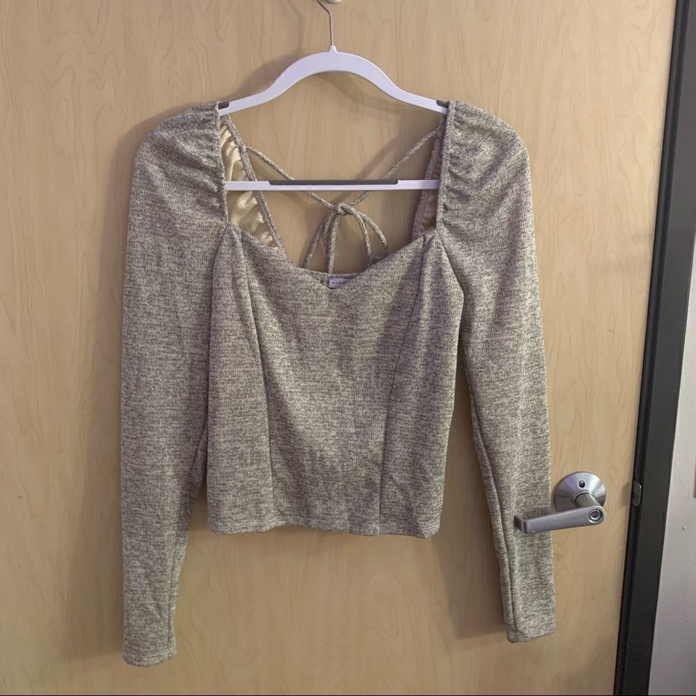 South moon under blouse